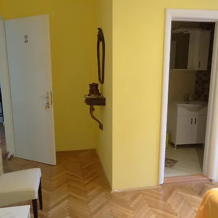 Stella krevet i doručak Split